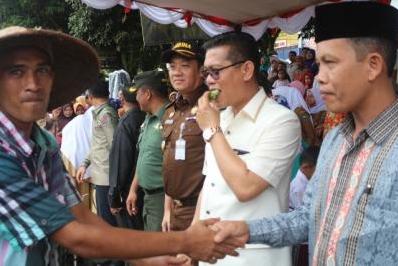 Meriahkan HUT Pasaman Ke-72, Nagari Sontang Cubadak Bagi-bagikan Hasil Pertanian