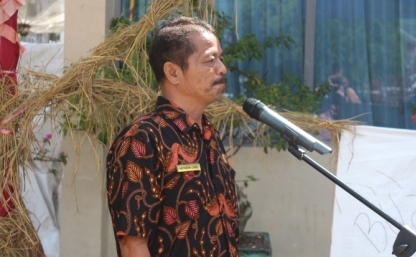 Hafnison Lubis SPd.MM: Melaui Lomba Bercerita Dan Menulis Artikel “Populerkan Cerita” Daerah Pasaman