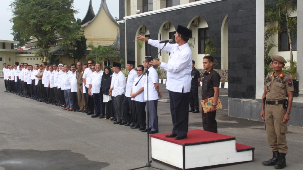 PEMKAB PASAMAN LAKUKAN APEL GABUNGAN SAMBUT RAMADHAN 1439 H PENUH KEHARMONISAN DAN RELIGIUS