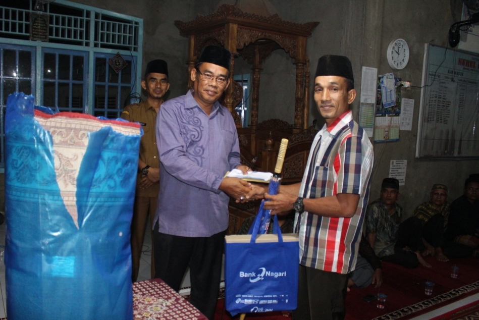 Bank Nagari Cabang Lubuk Sikaping Akhiri Kunjungan Safari Ramadhan Di Masjid Nurul Hasanah Pintu Padang Mapattunggul