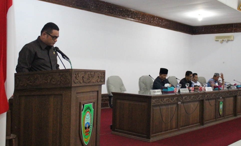 DPRD KABUPATEN PASAMAN PARIPURNAKAN PENETAPAN KUA-PPAS APBD PERUBAHAN TA 2018