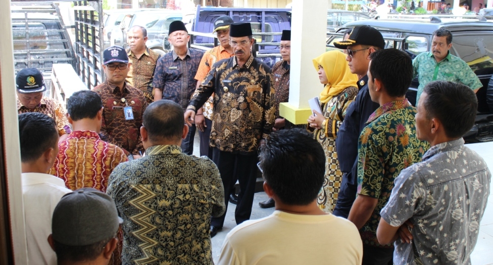 BUPATI PASAMAN BERSAMA TP4D TINJAU PEMBANGUNAN PASAR KOTO NOPAN RAO UTARA DAN RAO