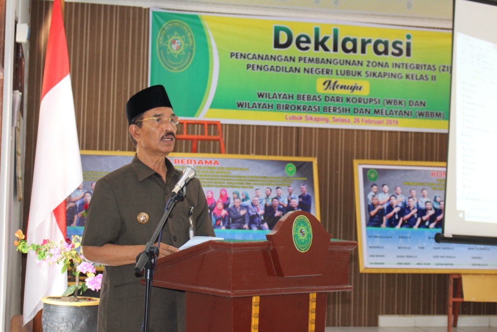 BUPATI PASAMAN H. YUSUF LUBIS. SH. MSi HADIRI PENCANANGAN ZONA INTEGRITAS PENGADILAN NEGERI LUBUK SIKAPING