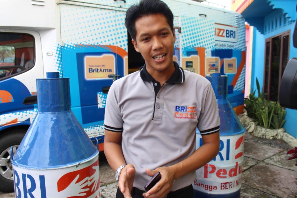 BRI CABANG LUBUK SIKAPING HARAPKAN SERAI WANGI IKON PETANI PASAMAN