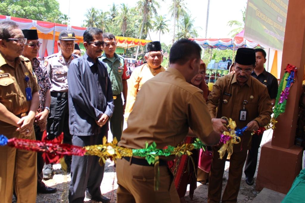 BUPATI H. YUSUF LUBIS. SH. MSi MERESMIKAN SMP ISLAM TERPADU PERDANA DI KABUPATEN PASAMAN