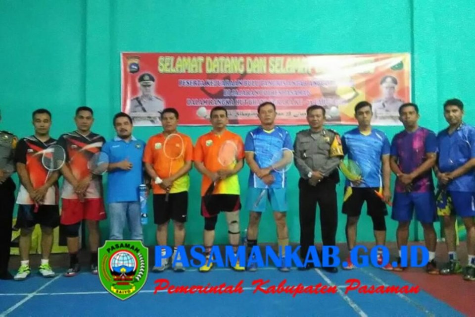 Kapolres Pasaman AKBP Hasanuddin S. Ag Menutup Secara Resmi Pertandingan Badminton HUT Bhayangkara ke-73