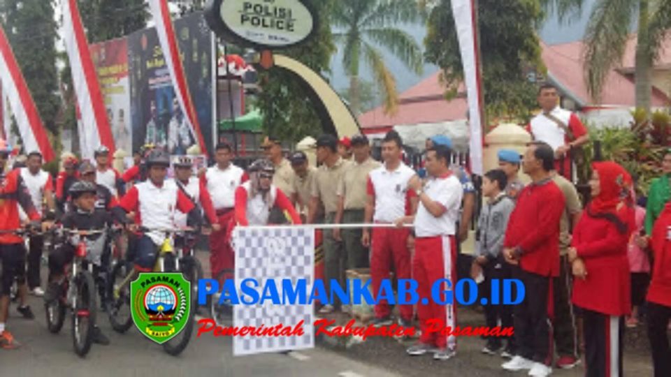 Ratusan Peserta Jalan Santai dan Fun Bike di Acara HUT Bhayangkara yang ke 73 di Polres Pasaman