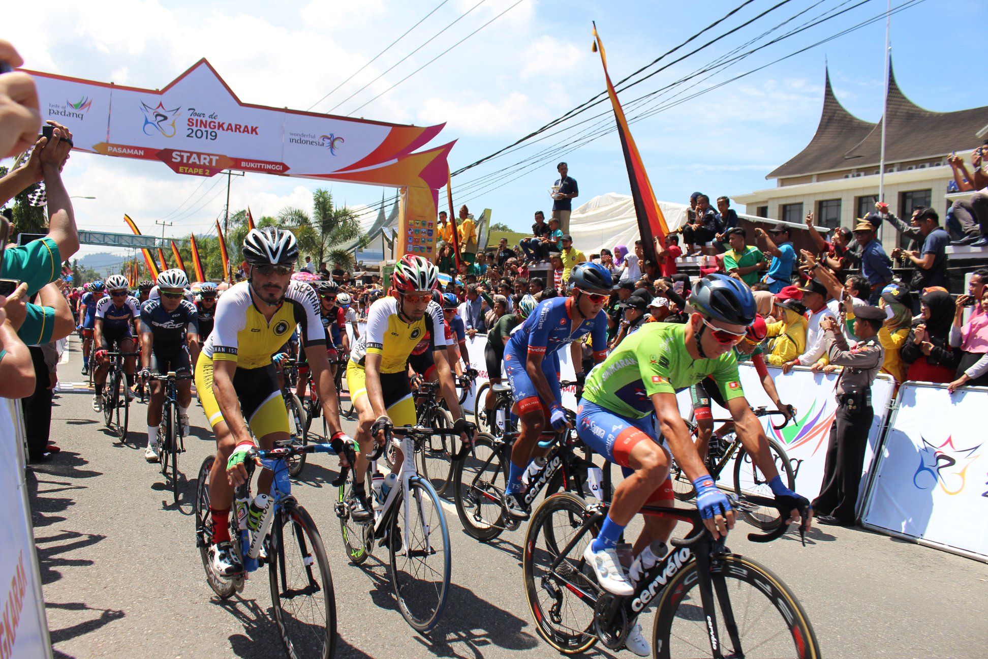 Penyelenggaraan Tour De Singkaran Stage II Pasaman Menuju Bukittinggi Sukses