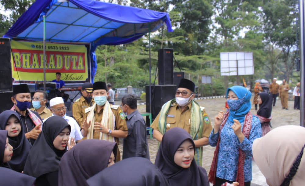 Musrenbang Duo Koto,  Perpaduan Tarian Budaya Minang dan Batak warnai Kunker Bupati dan Wakil Bupati Pasaman bersama masyarakat 