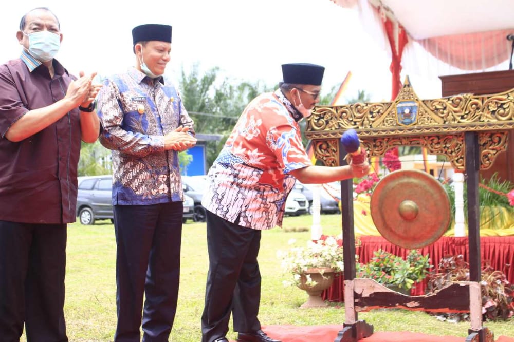 Bupati Pasaman Buka Acara Pencanangan BBGRM dan Bulan Bakti Dasa Wisma Kab. Pasaman Tahun 2021