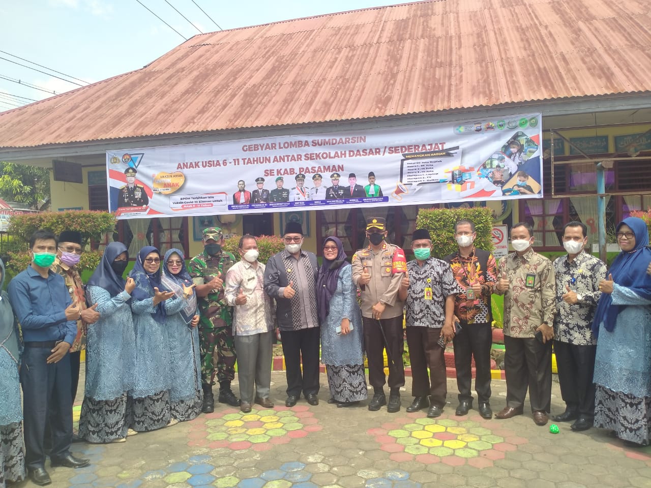 BUPATI  PASAMAN LAUNCHING  GEBYAR VAKSIN ANAK USIA 6-11 TAHUN 