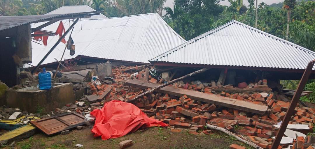 Nestapa Di Kampung Rawang Malampah, 