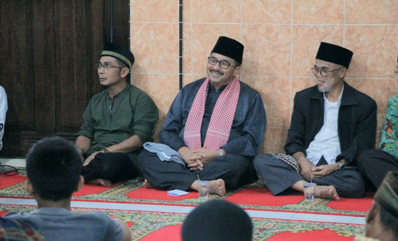 'Bubar' Bupati Dengan Masyarakat, 