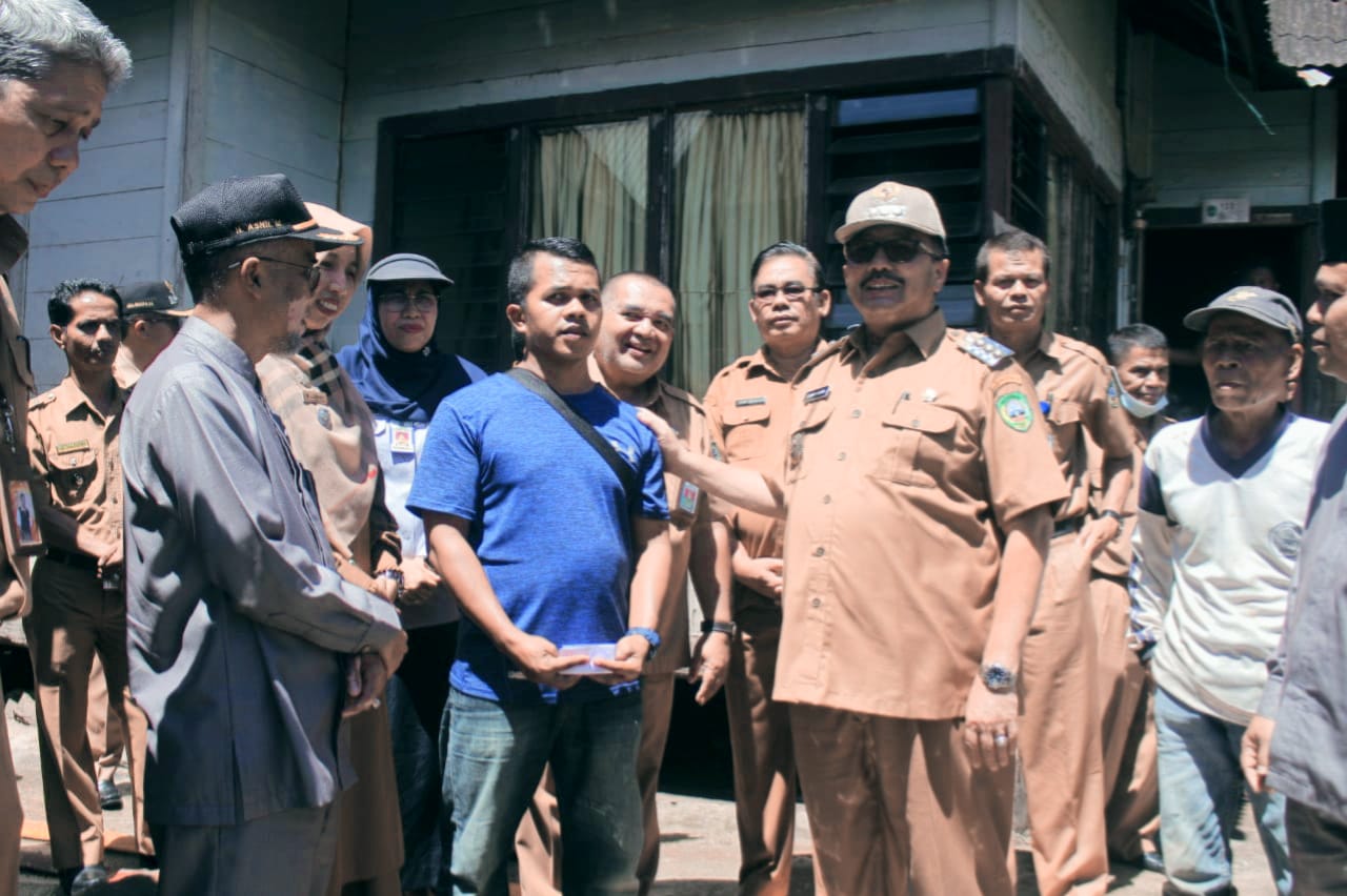 Bupati Pasaman Kunjungi Korban Banjir, Penanganan Cepat Segera Dilakukan