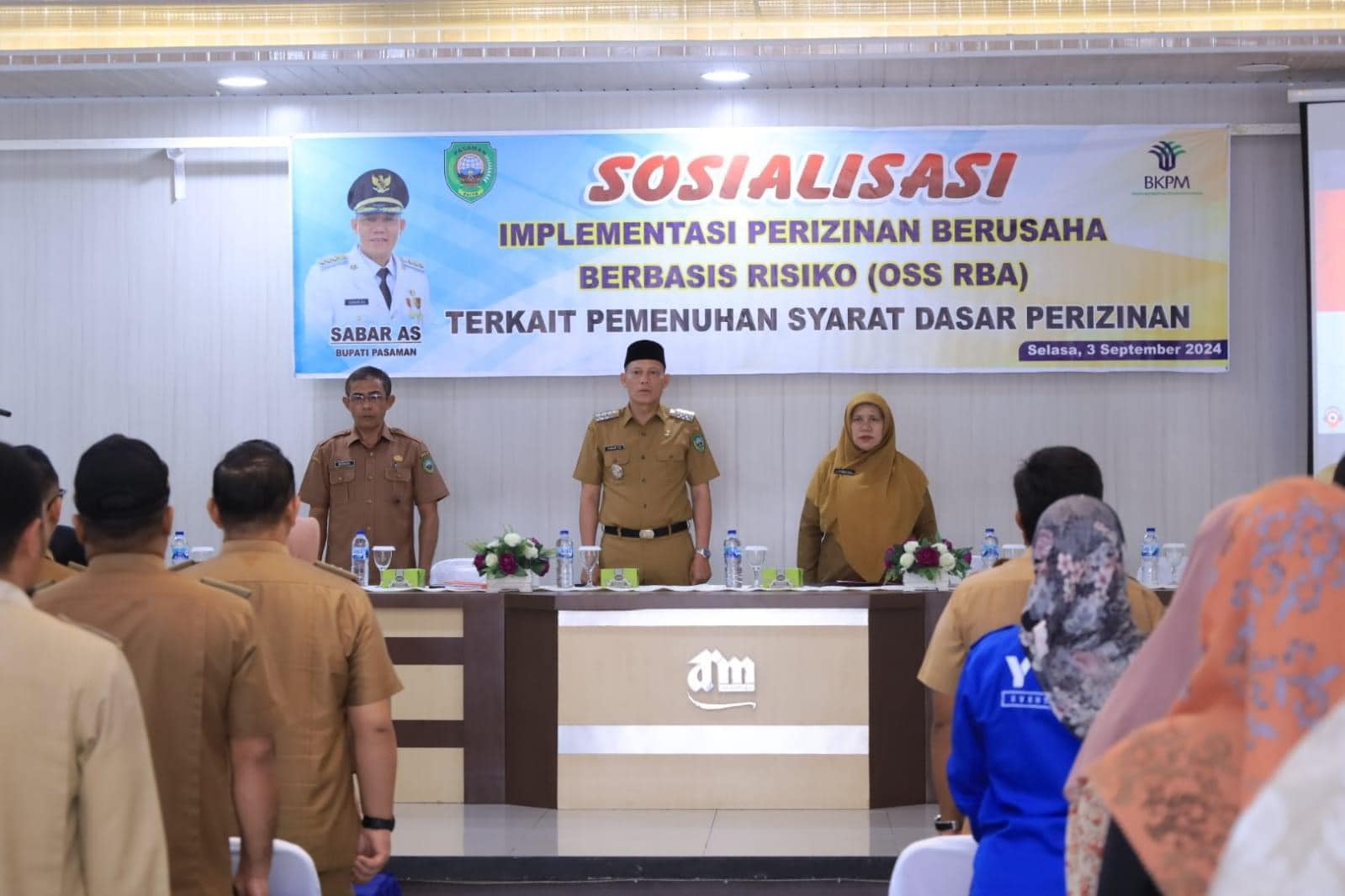 Buka Sosialisasi Implementasi perizinan berusaha berbasis risiko. Sabar AS; Permudah Perizinan usaha dan alur investasi. Giatkan ekonomi, buka lapangan kerja