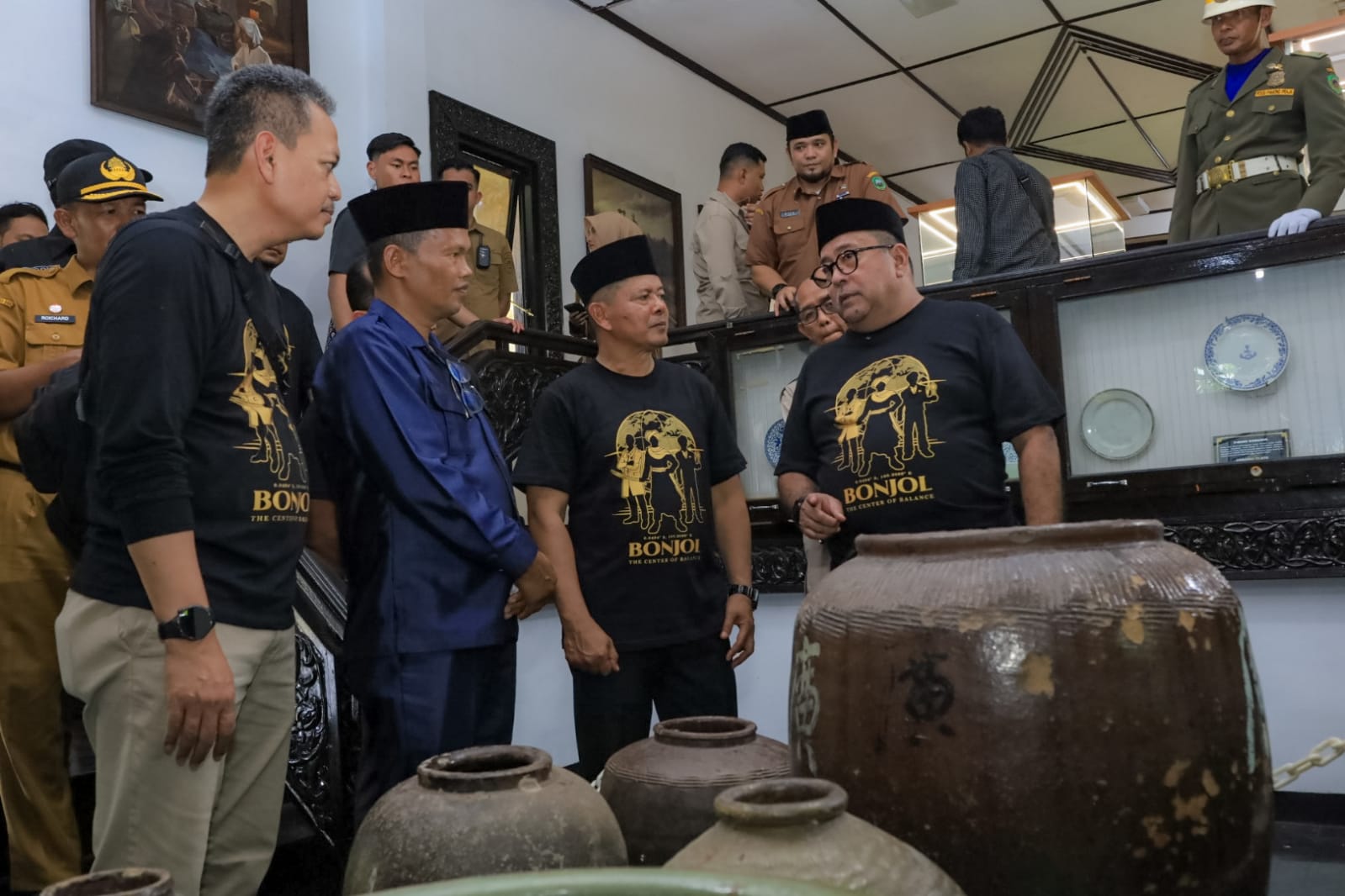 Pulang Kampuang ke Bonjol, didampingi Bupati Welly Suheri ,Rano Karno tinjau beberapa objek Vital sejarah , Pariwisata dan keluarga 