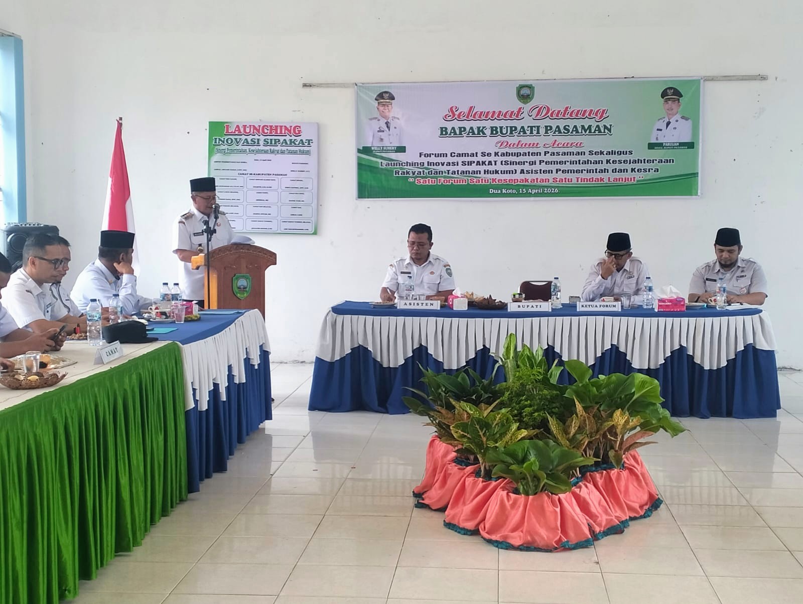 Perkuat Sinergi Kewilayahan, Bupati Welly Suhery Luncurkan Inovasi SIPAKAT pada Forum Camat di Dua Koto