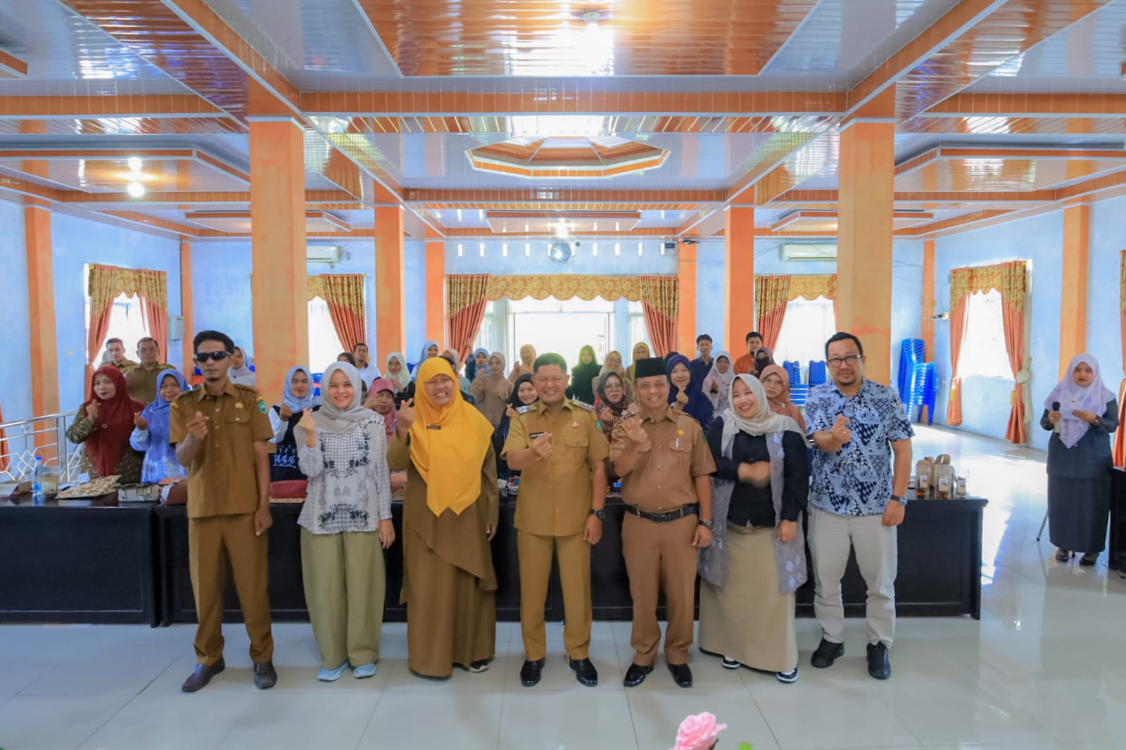 UMKM Pasaman Didesak Tinggalkan Cara Lama, Bupati Welly: Pelaku Usaha Harus Kuasai Pemasaran Digital 